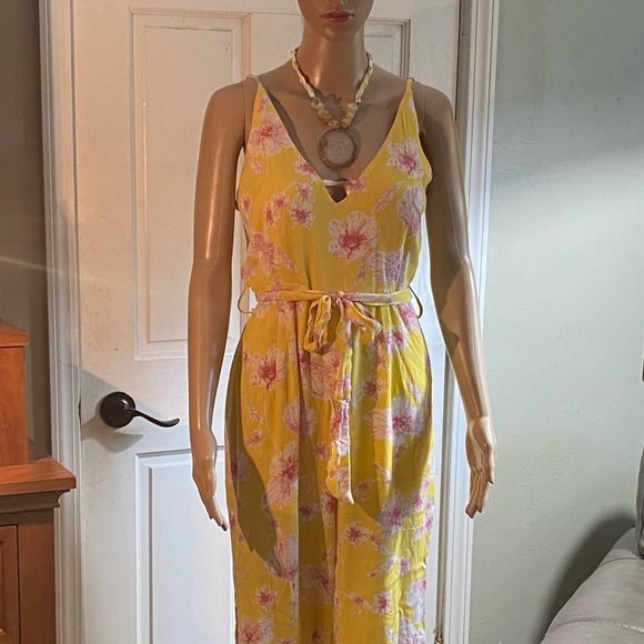 Jumpsuit Size M by Hot & Delicious. NWT - Picture 3 of 8